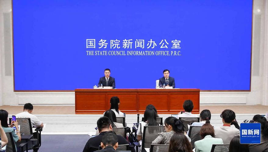 国新办发布会谈疫情特点及原因，输入压力近期明显增加