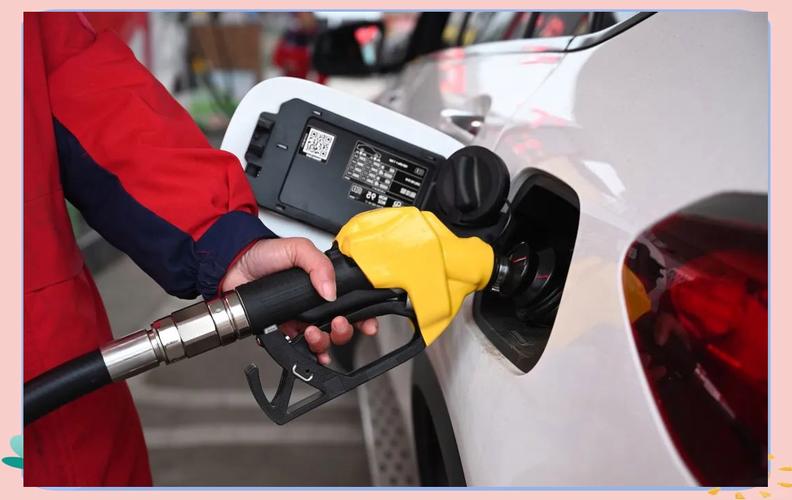 加油枪正确插入汽车使用方法及xt4加油操作指南